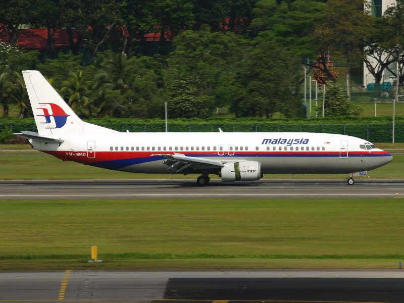 Boeing 737-400 9M-MMQ