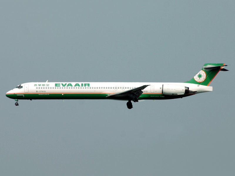 MD-90 B17913