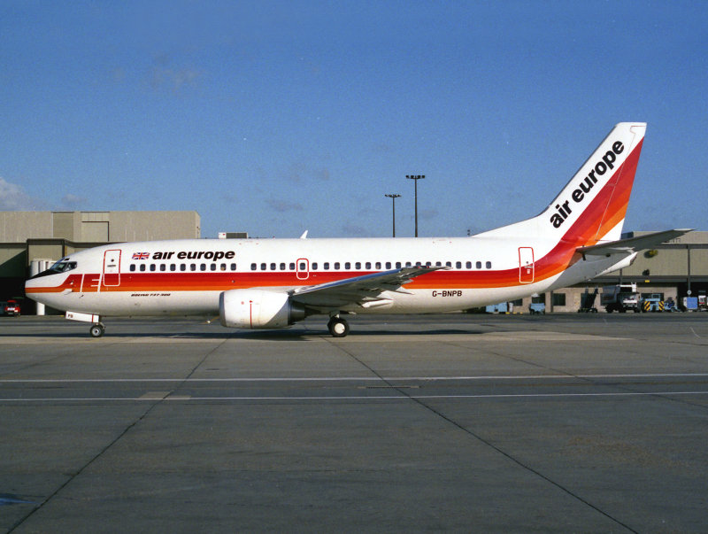 B737-300 G-BNPB