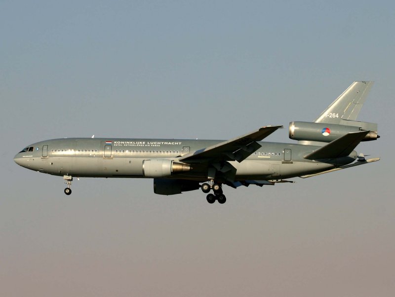 DC10-30F K-264