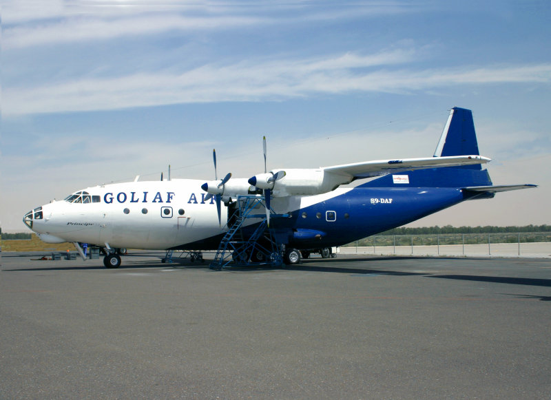 AN-12 S9-BOZ 