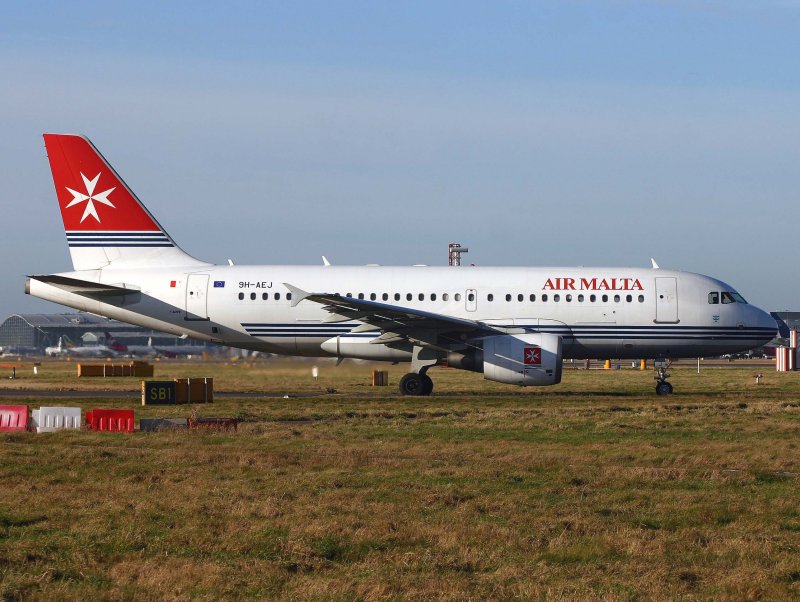 A-319 9H-AEJ