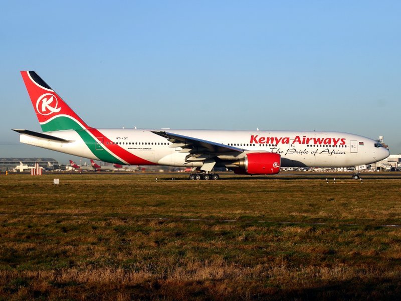 B777-200 5Y-KQT