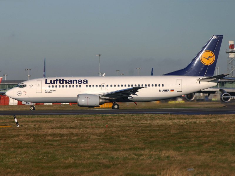 Boeing 737-300 D-ABER