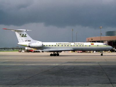 TU-134A  LY-ABI