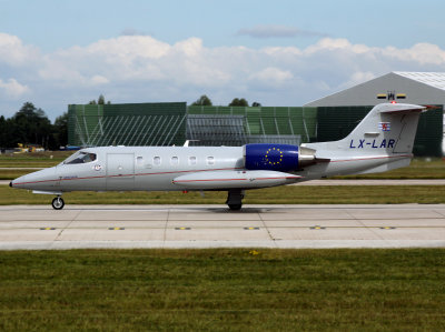 Learjet 35  LX-LAR