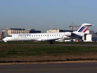 CRJ-700  F-GRZD