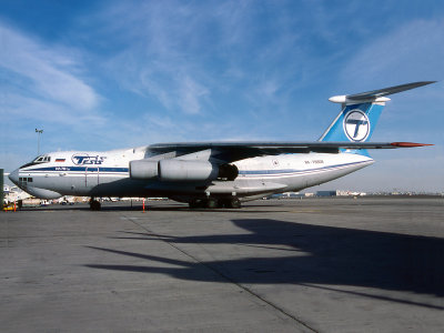 IL-76    RA-76008