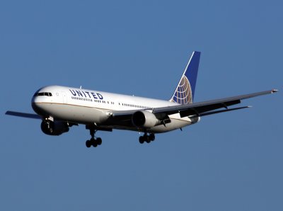 B767-300 UAL