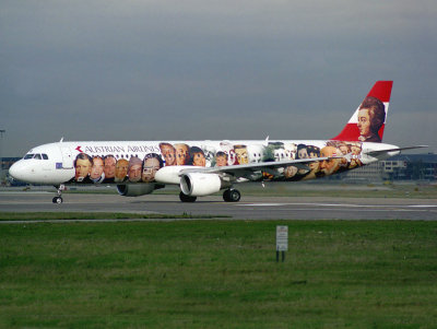 'Famous Austrian faces' logojet, at LHR going onto 27L.