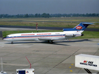 B727-200  YU-AKG