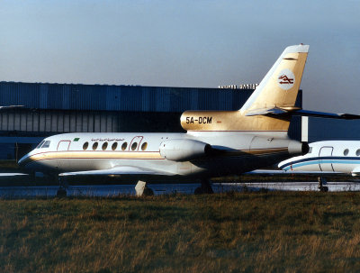 Falcon 50  5A-DCM