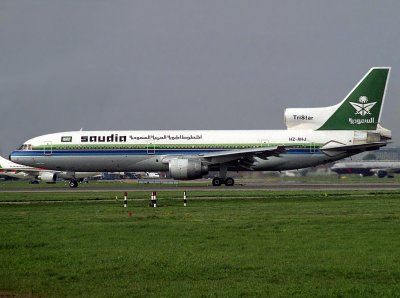 L1011-200  HZ-AHJ  