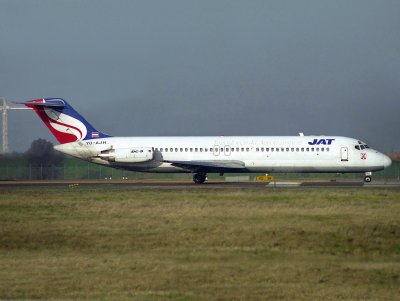 DC9-32  YU-AJH  