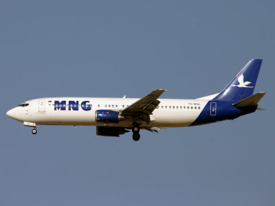 B.737-400 TC-MNH