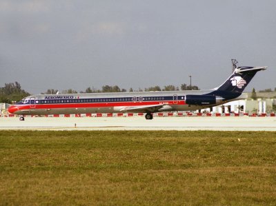 MD-80 N158RL