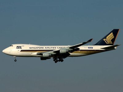 Boeing 747-400F 9V-SFK