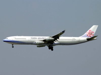 A340-300 B-18005