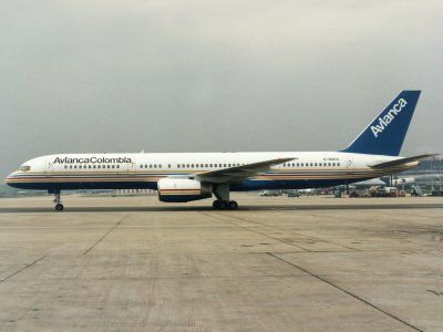 B757-200 G-BUDX 