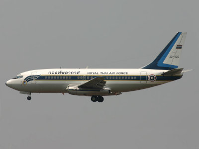 B.737-200 22-222 