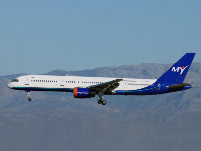 Boeing 757-200 G-RJGR