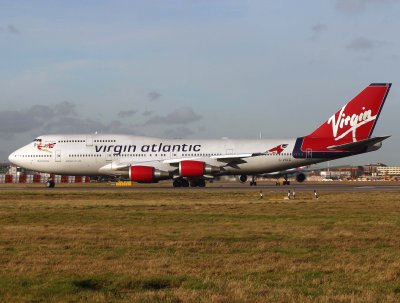 B.747-400 G-VXLG