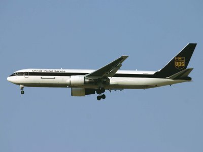 B.767-300 N307UP