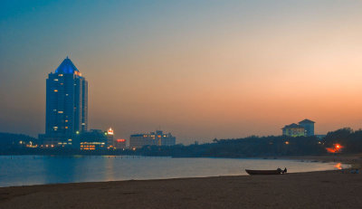 Early evening at Qingdao beach
