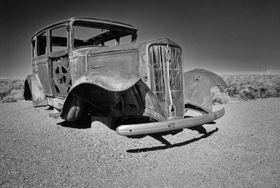 Dumped car on Road 66