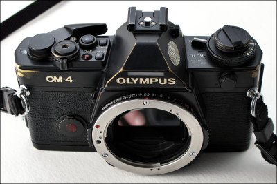 06 Olympus OM-4.jpg