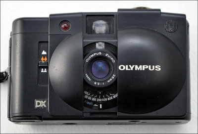01 Olympus XA-3.jpg