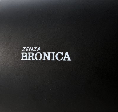 03 Bronica 105-250mm Lens Shade.jpg