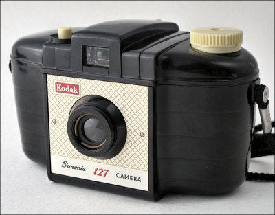 01 Kodak Brownie 127.jpg
