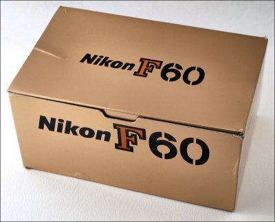 01 Nikon F60 Box.jpg