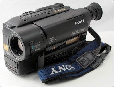 01 Sony Handycam.jpg
