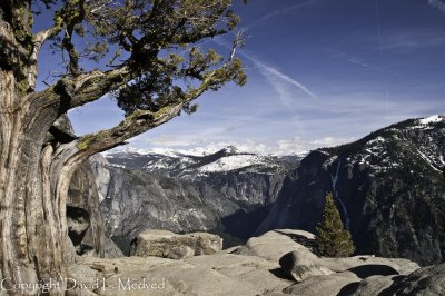 Valley from atop Yosemite Falls.jpg