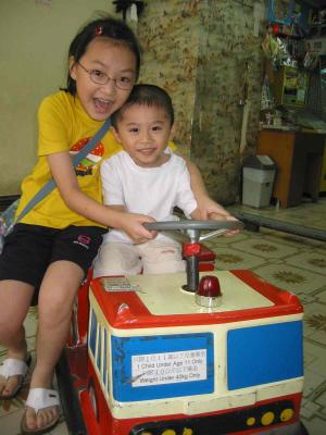 25_6_06m.jpg