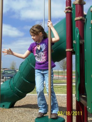 Grandkids-Family Picnic-Mar 2011 025.JPG