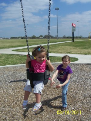 Grandkids-Family Picnic-Mar 2011 074.JPG