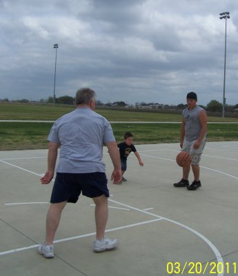 Grandkids-Family Picnic-Mar 2011 095.JPG