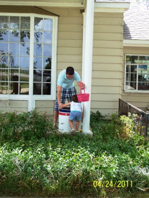 Easter-Our House 2011 082.JPG
