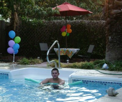 Chris' 21st Bday 019.JPG