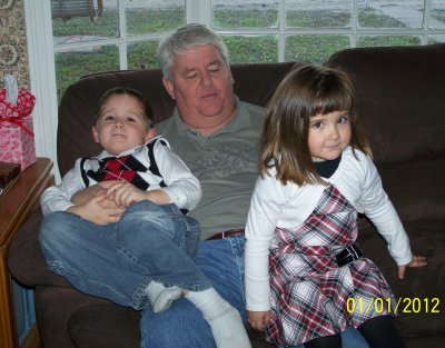 Xmas 2011 & Loreli's Bday 014.JPG