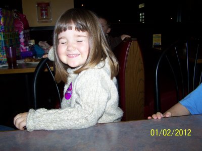 Xmas 2011 & Loreli's Bday 052.JPG