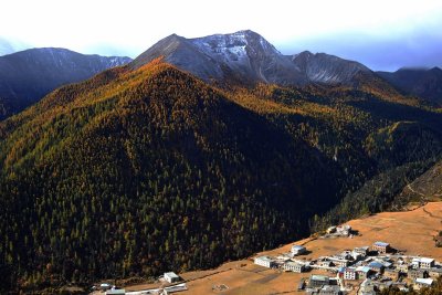 Longlongba Village, Yading 壠壠壩村