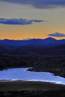 Sunset on Haizi (Lake) 海子暮色