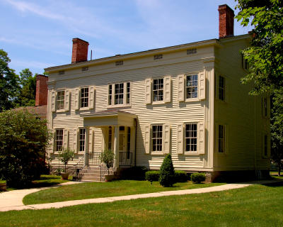 Mills Pond House, built 1838, Head of the Harbor, NY