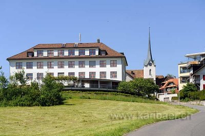 Schulhaus Dorf (122888)