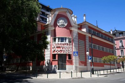 Instituto Portugus da Vinha e do Vinho (Arqt. Cassiano Branco)