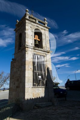 A Torre Sineira da Igreja de Santiago (Monumento Nacional)